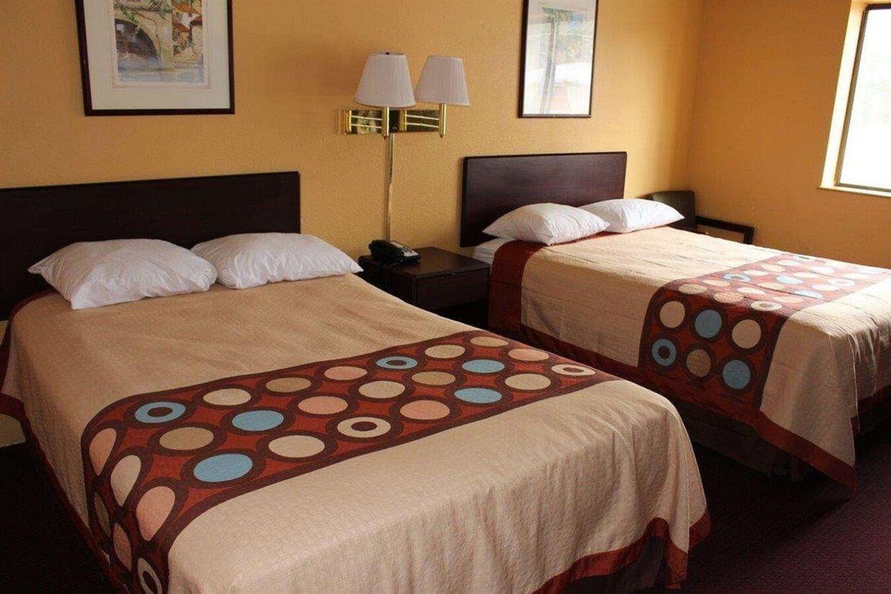 Knights Motel